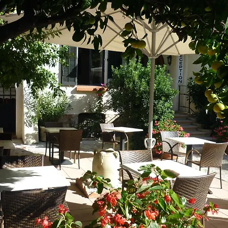 La Marjolaine ז'ואן-לה-פינס