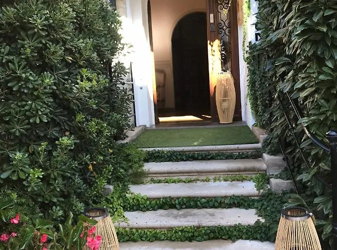 La Marjolaine מלון 2*