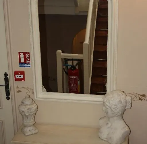 La Marjolaine מלון 2*