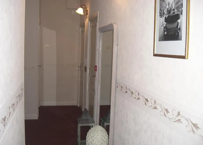 玛尔乔莱娜酒店 2*